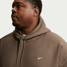 Load image into Gallery viewer, Men's Nike Solo Swoosh Pullover Hoodie