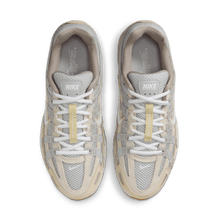 Load image into Gallery viewer, Women's Nike P-6000 "Photon Dust Light Khaki"