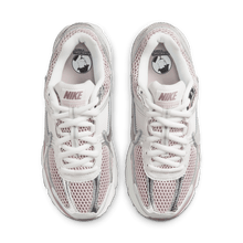 Load image into Gallery viewer, Women's Nike Zoom Vomero 5 "Chrome Platinum Violet"