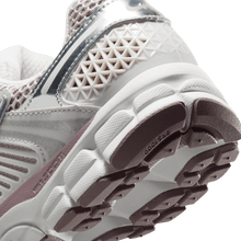 Load image into Gallery viewer, Women's Nike Zoom Vomero 5 "Chrome Platinum Violet"
