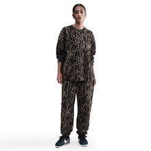 Load image into Gallery viewer, Women's Nike Sportswear Phoenix Fleece Oversized Printed Crew-Neck Sweatshirt