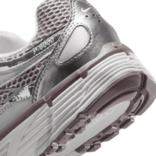 Load image into Gallery viewer, Women's Nike P-6000 "Platinum Violet"
