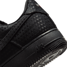 Load image into Gallery viewer, Men's Nike Air Force 1 Retro "Valentine's Day Triple Black"
