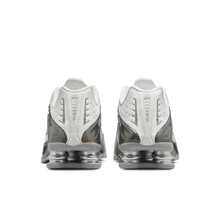 Load image into Gallery viewer, Women's Nike Shox R4 "White Iridescent"