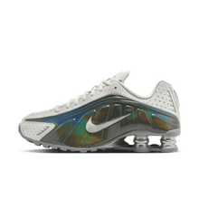Load image into Gallery viewer, Women's Nike Shox R4 "White Iridescent"