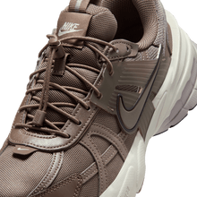 Load image into Gallery viewer, Women's Nike V2K Run "Mink Brown Light Bone"