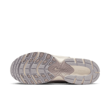 Load image into Gallery viewer, Men's Nike V5 RNR "Oatmeal Pale Ivory"