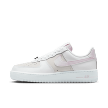 Load image into Gallery viewer, Women's Nike Air Force 1 '07 SE "Bleached Lilac"