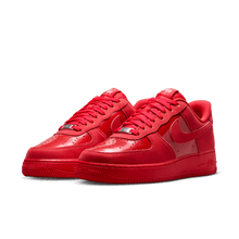 Load image into Gallery viewer, Women's Nike Air Force 1 '07 SE “Red Patent”