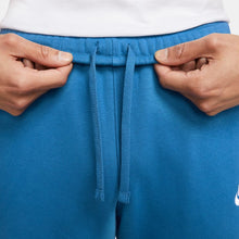 Load image into Gallery viewer, Nike Sportswear Club Fleece