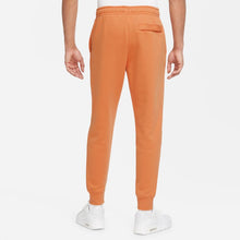Load image into Gallery viewer, Men's Nike Sportswear Club Fleece Joggers