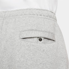 Load image into Gallery viewer, Men's Nike Sportswear Club Graphic Shorts