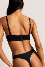 Load image into Gallery viewer, Glacé Strapless Bra in Black