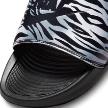 Load image into Gallery viewer, Women's Nike Victori One Print Slides