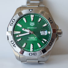 Load image into Gallery viewer, Tag Heuer Aquaracer Green Dial Watch for Men - WAY2015.BA0927