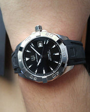 Load image into Gallery viewer, Tag Heuer Aquaracer Automatic Caliber 5 Black Dial Black Rubber Strap Watch for Men - WAY2110.FT8021