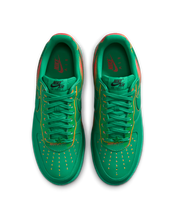 Load image into Gallery viewer, Men's Nike Air Force 1 Low “Stadium Green Laser Orange”