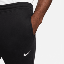 Load image into Gallery viewer, Men's Nike Club Fleece Tapered Pants