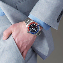 Load image into Gallery viewer, Tag Heuer Aquaracer GMT Caliber 7 Pepsi Black Dial Silver Steel Strap Watch for Men - WAY201F.BA0927