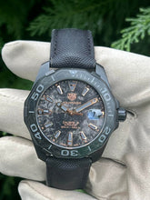 Load image into Gallery viewer, Tag Heuer Aquaracer Calibre 5 Black NATO Strap Carbon Dial Watch for Men - WBD218A.FC6445